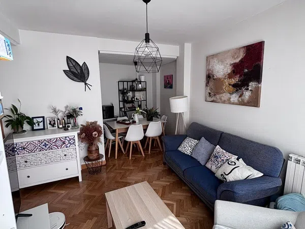 Piso en calle de Ercilla, 35