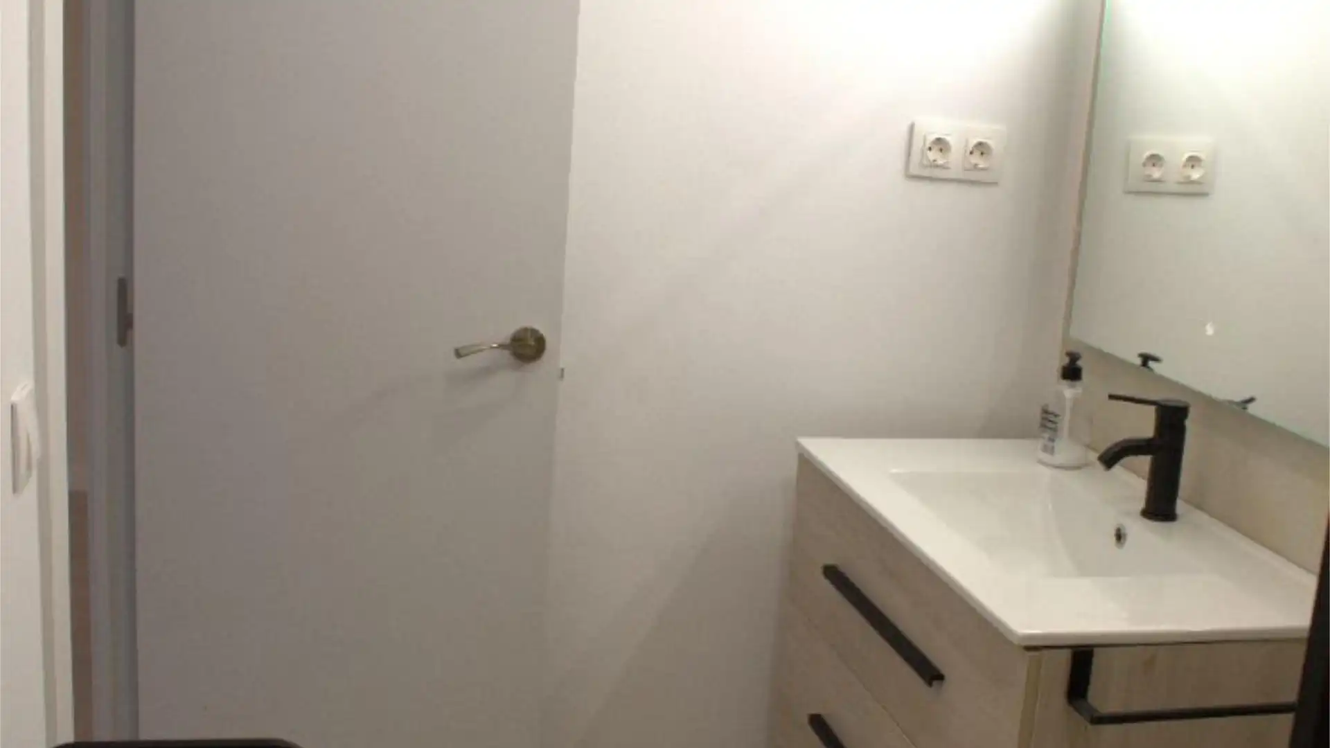 Piso en  Carrer del Pare Rodés 8 - Foto 17