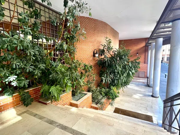 Piso en calle Veza, 33