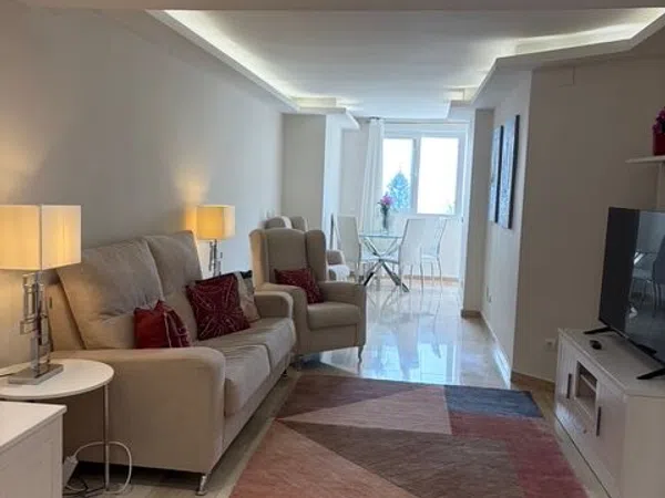 Piso en calle Rafaela Aparicio s/n Sn - Foto 5