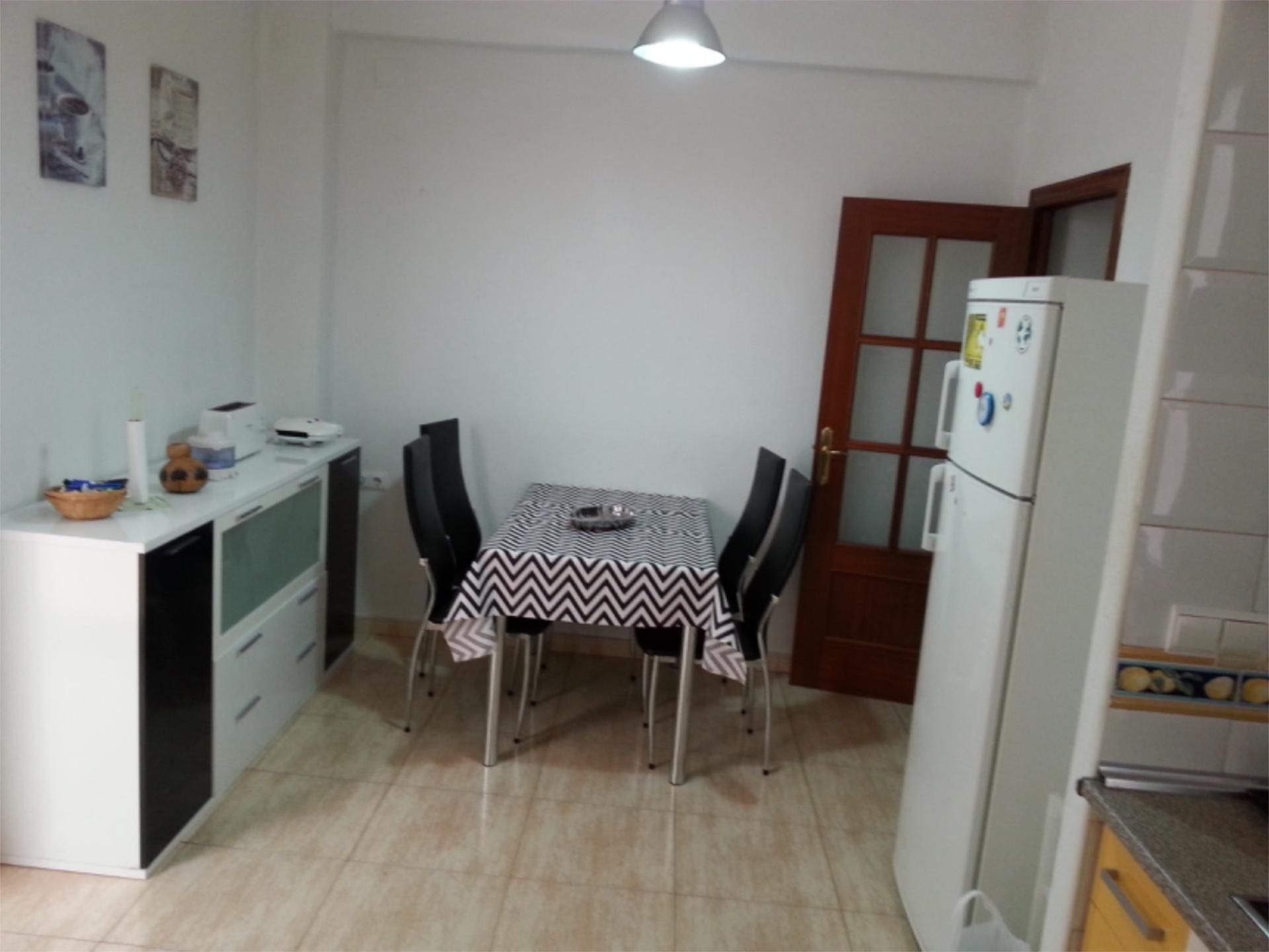 Piso en  Calle Ángel Ganivet 14 - Foto 4