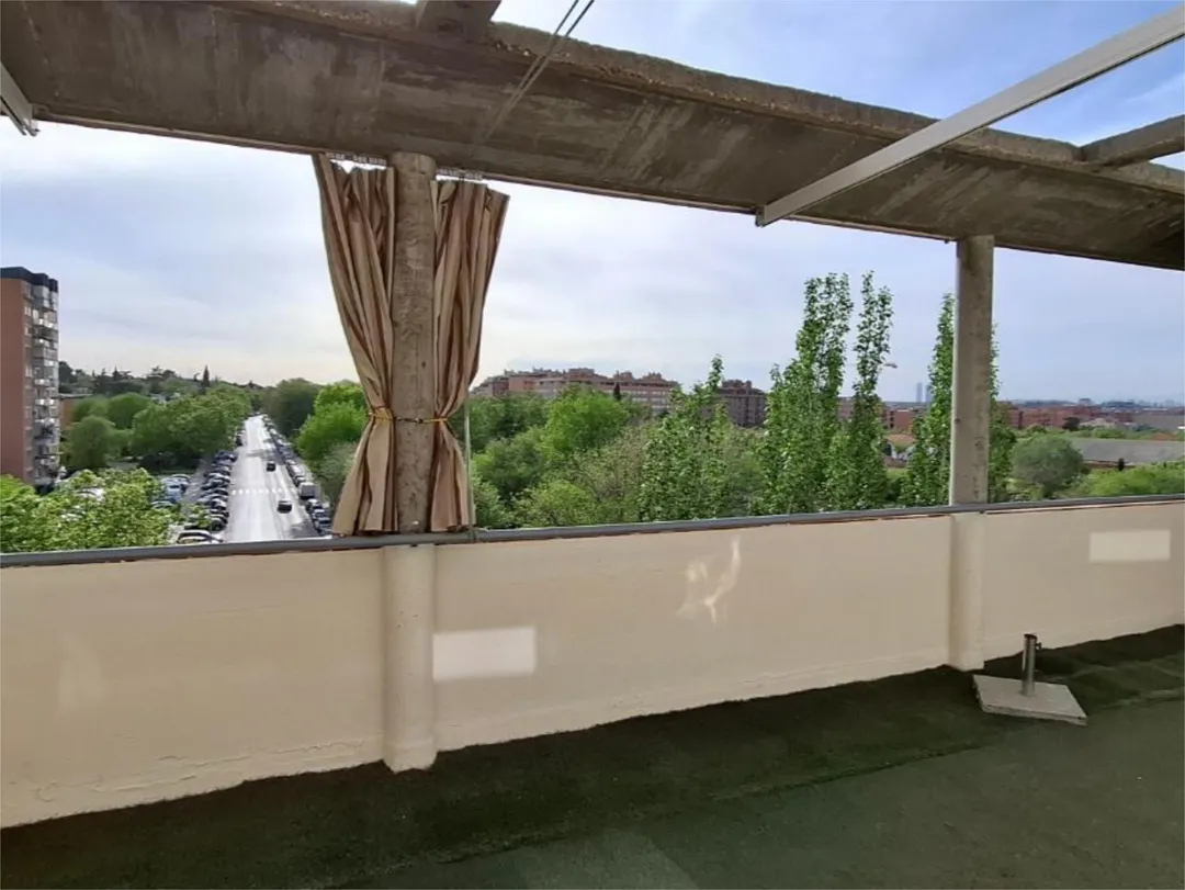 Ático en  Avenida de Canillejas a Vicálvaro 69