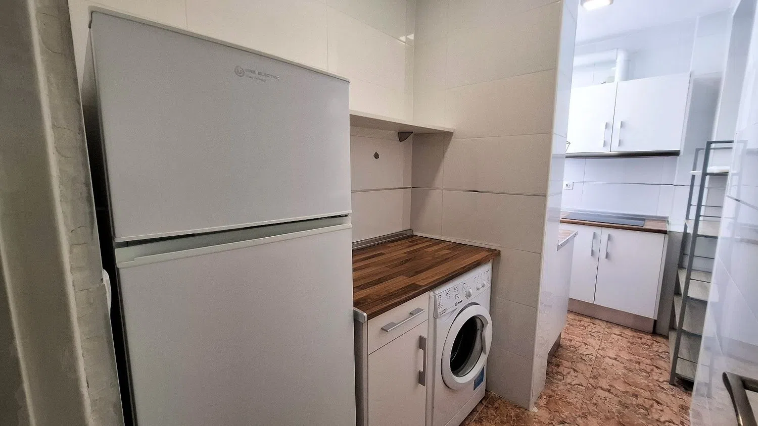 Piso en calle José María Valdenebro, 9 - Foto 2