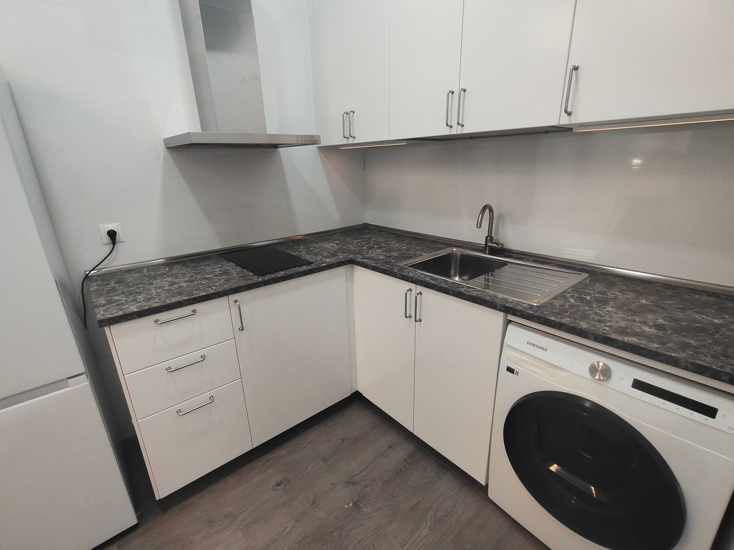 Estudio en Calle Frigiliana, Los Guindos - Parque Mediterráneo - Santa Paula - Foto 7
