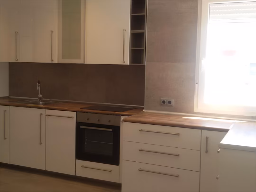 Piso en  Calle del Duque de Sesto 37 - Foto 2