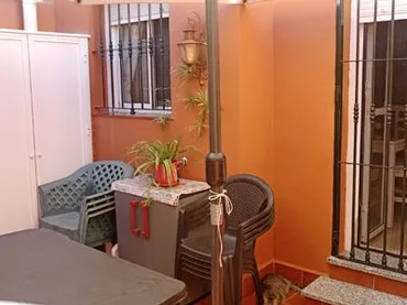 Casa adosada en  Calle Carlos V 27 - Foto 8