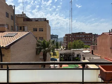 Casa adosada en Cornellà de Llobregat - Foto 31