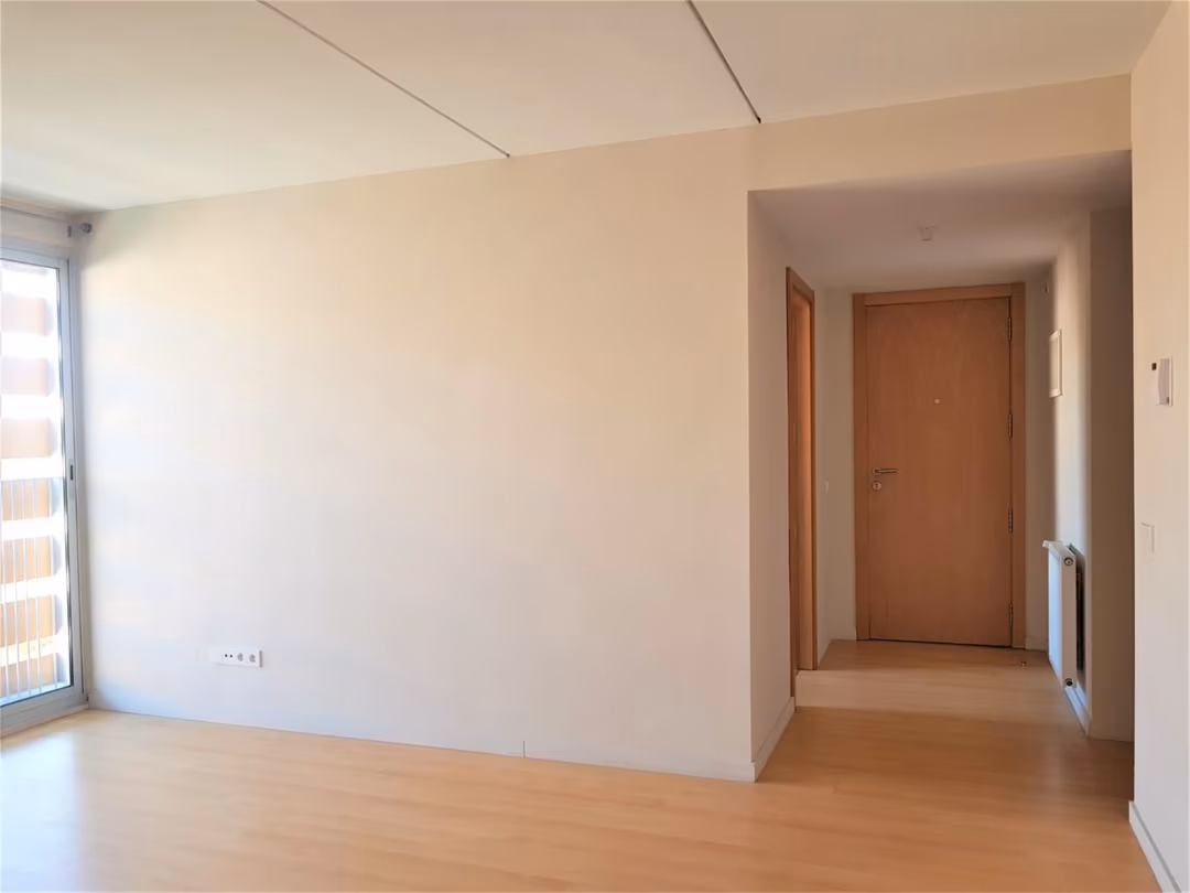 Piso en  Calle de Puente la Reina 35 - Foto 3