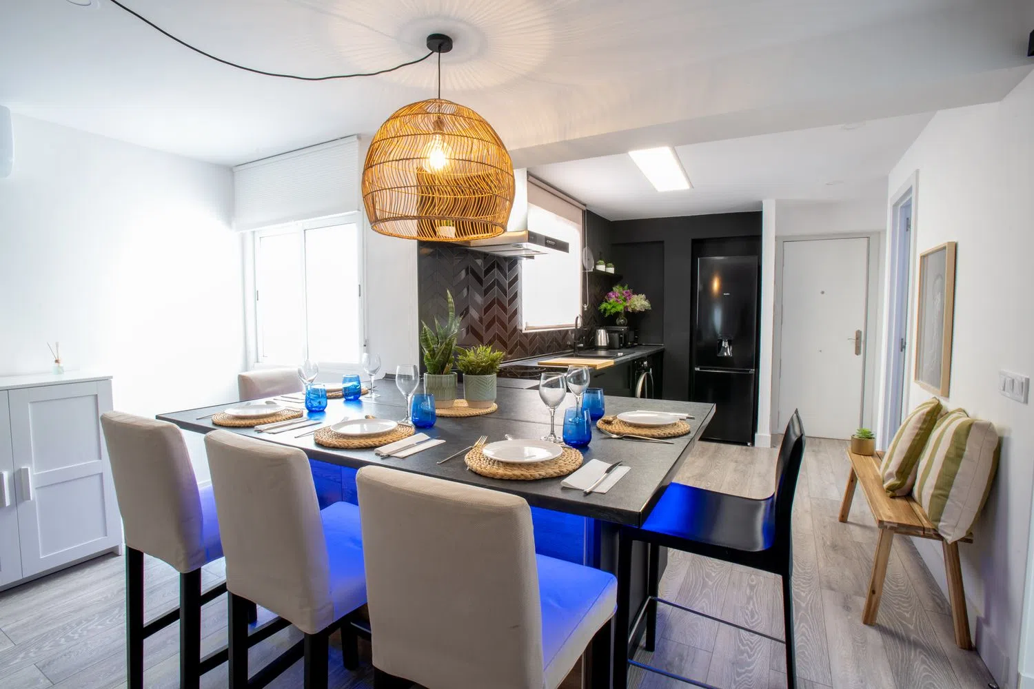 Piso en calle d' Antonio Ponz, 120 - Foto 1