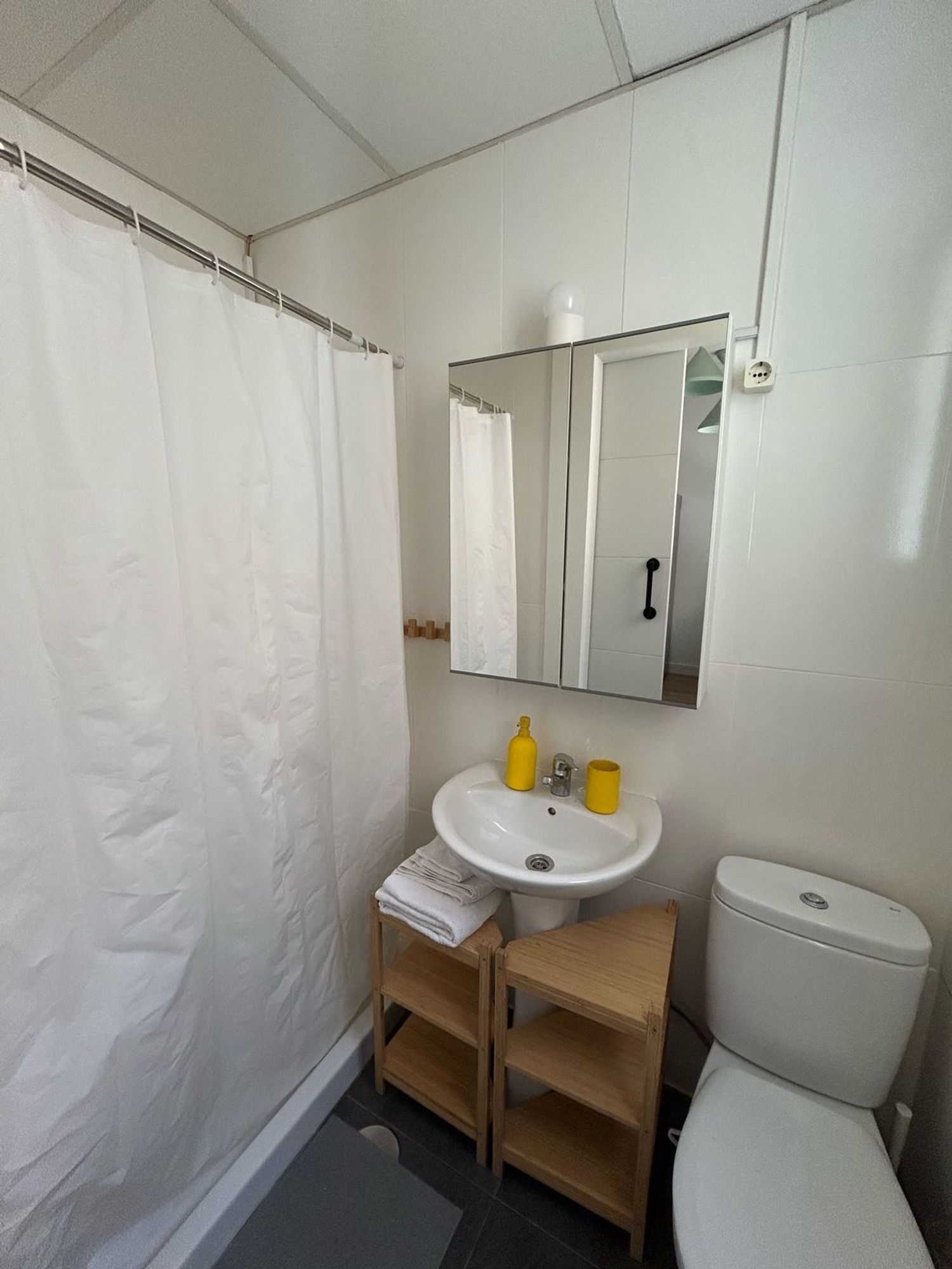 Estudio en calle de San Leopoldo, 59 - Foto 14