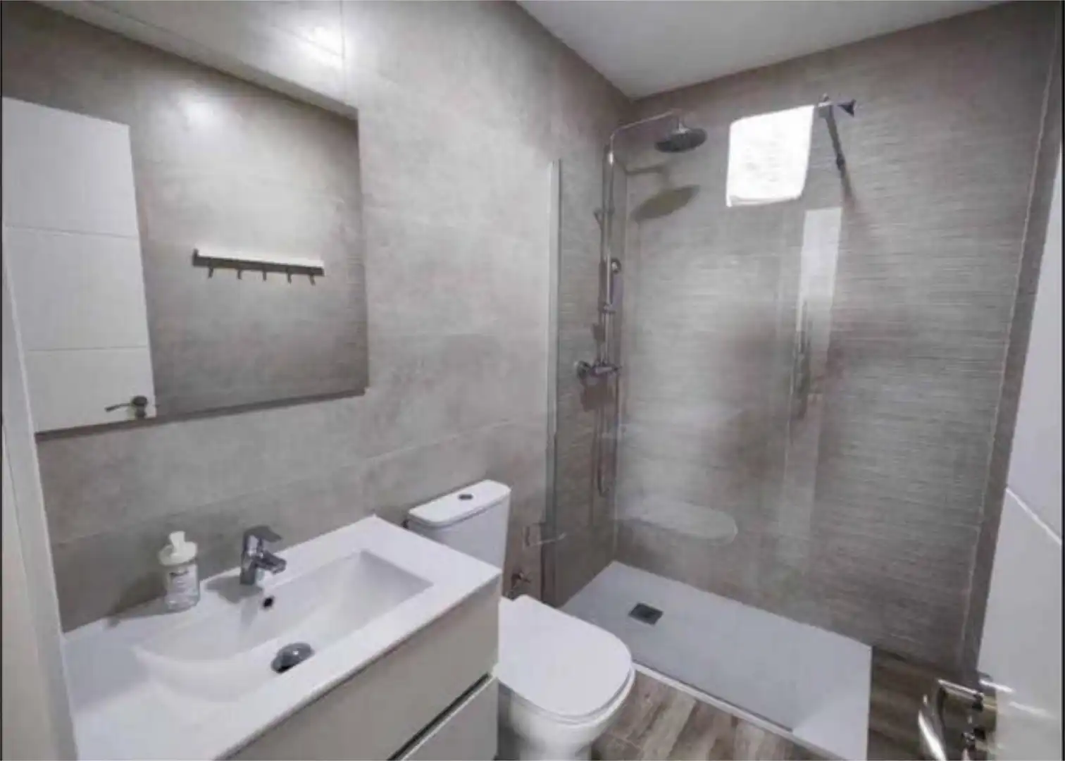 Apartamento en Miraflores de Los Angeles - Foto 8