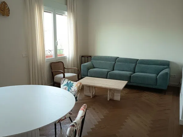 Piso en calle de Valderribas, 3