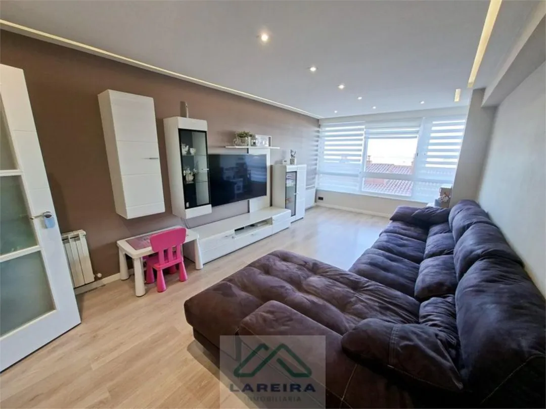 Piso en  Rúa do Conde de Torrecedeira 58 - Foto 4