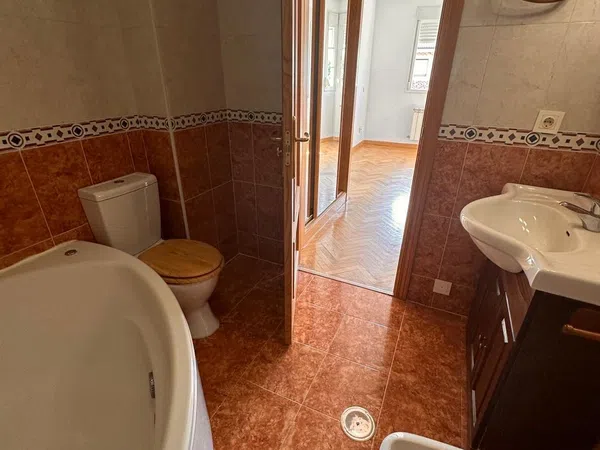 Chalet adosado en Loeches - Foto 13