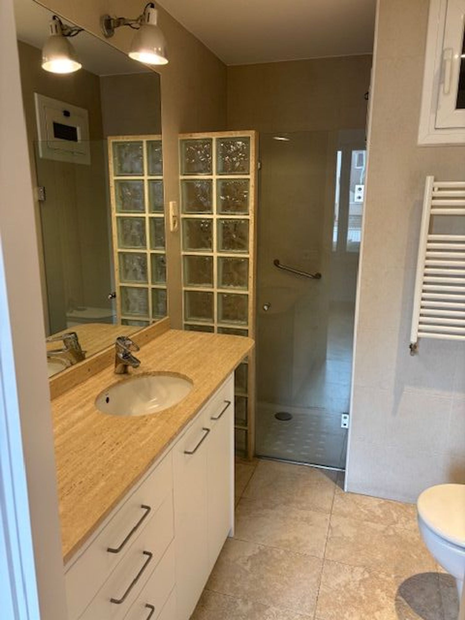 Piso en calle de Balmes, 383 -385 - Foto 2