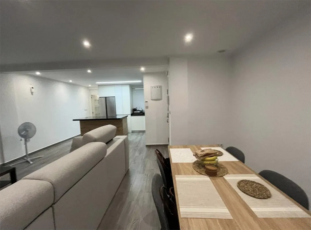 Piso en  Carrer Esperidion Porta Requesens 72a - Foto 13