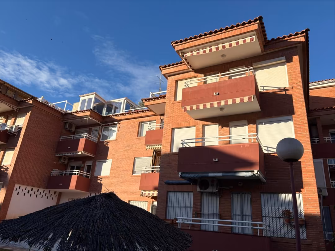 Piso en  Carrer de Formentera 1 - Foto 2