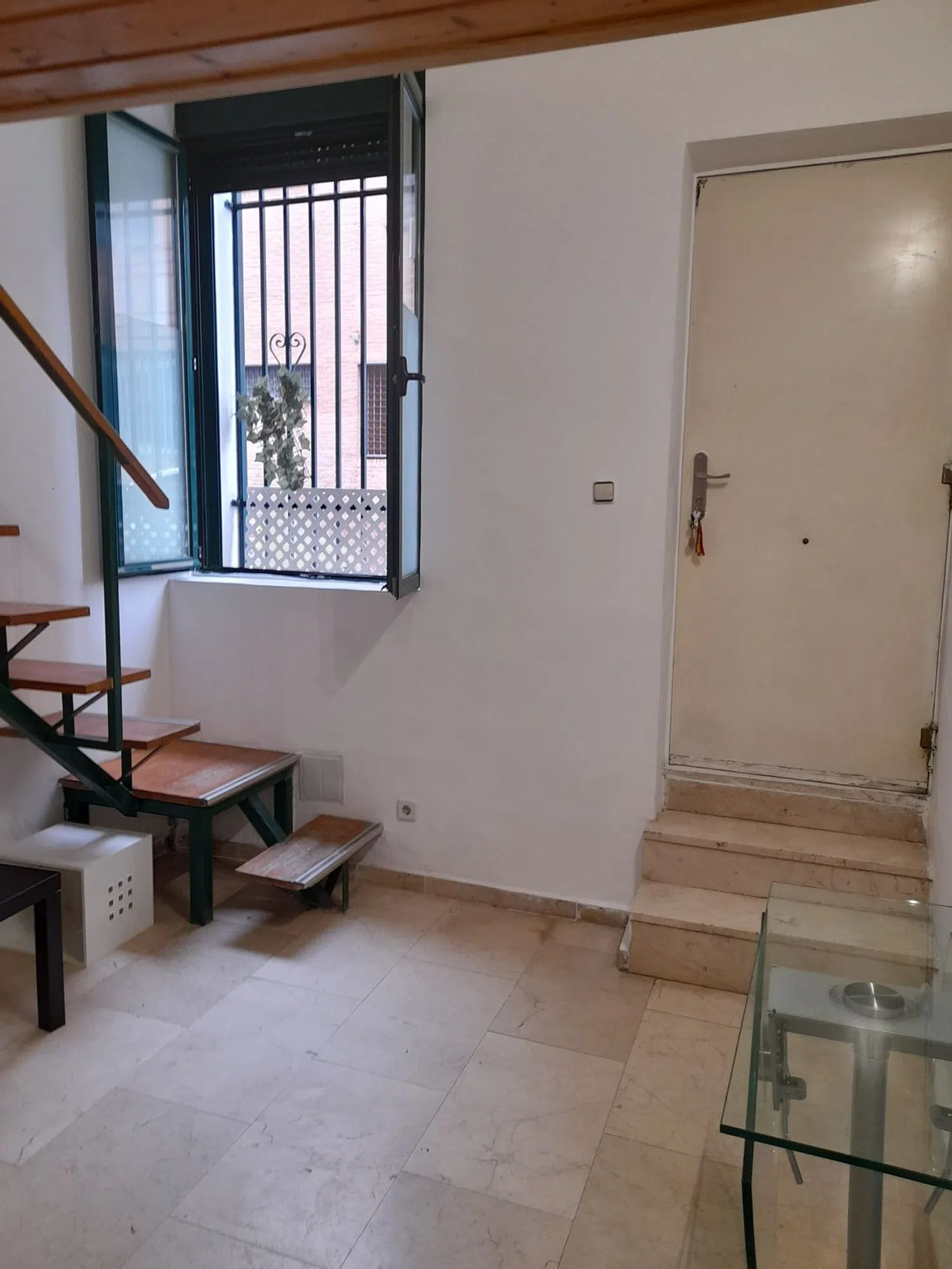 Estudio en calle de Castilla, 11 - Foto 8