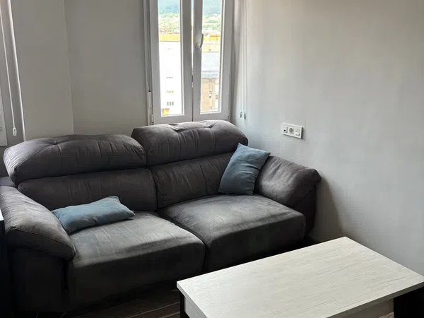 Piso en Calle Nueve de Mayo, 2, Salesas-Foncalada-Campoamor - Foto 5
