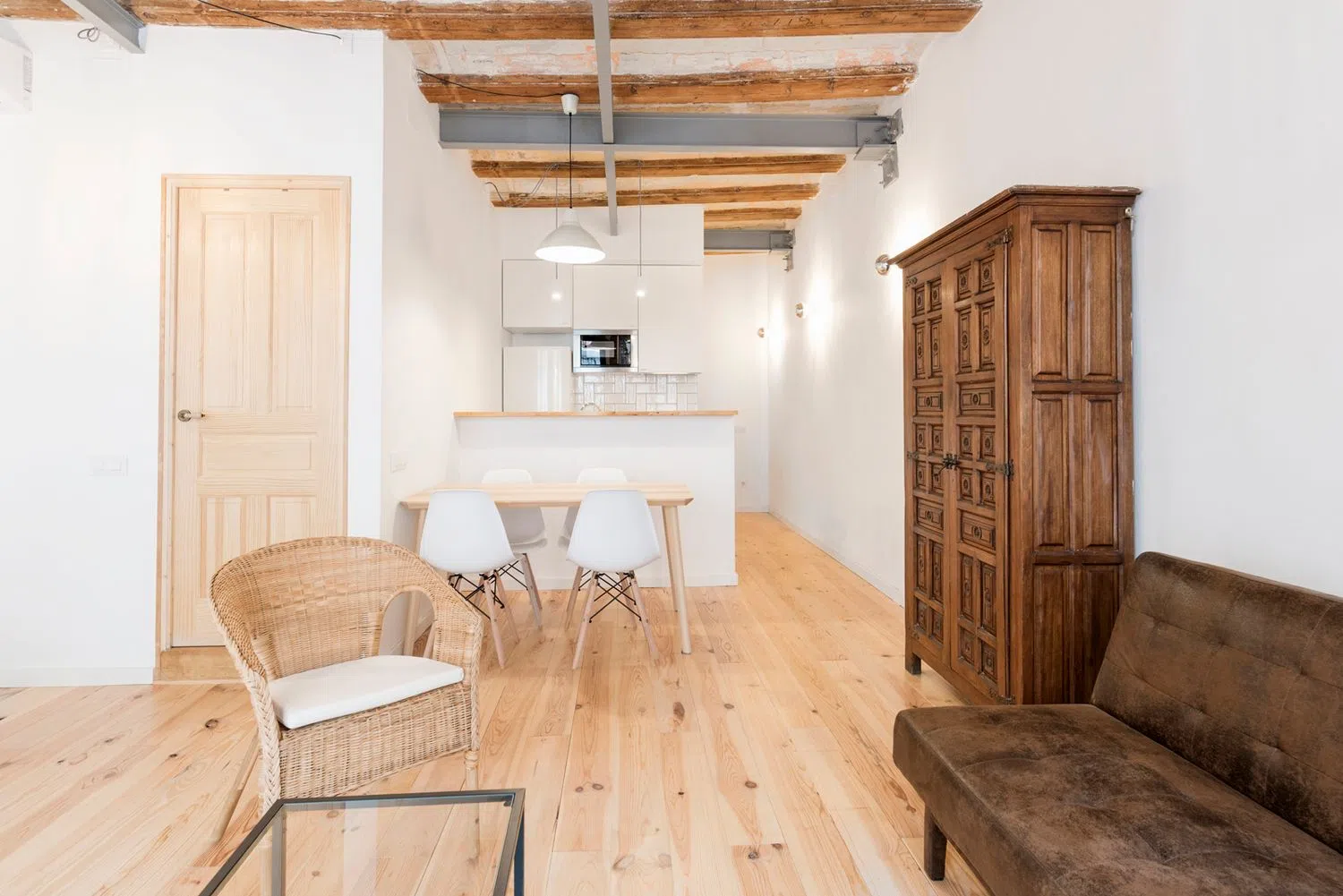 Estudio en calle de la Reina Amàlia, 27 - Foto 5