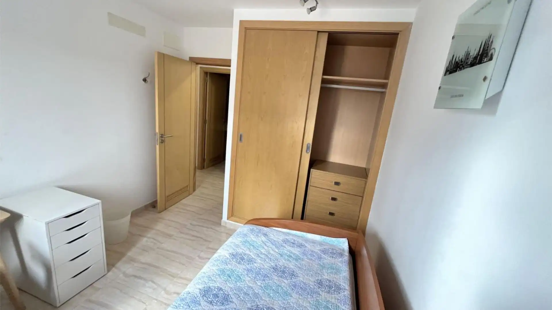 Piso en  Carrer del Pare Guillem Vives 4 - Foto 10