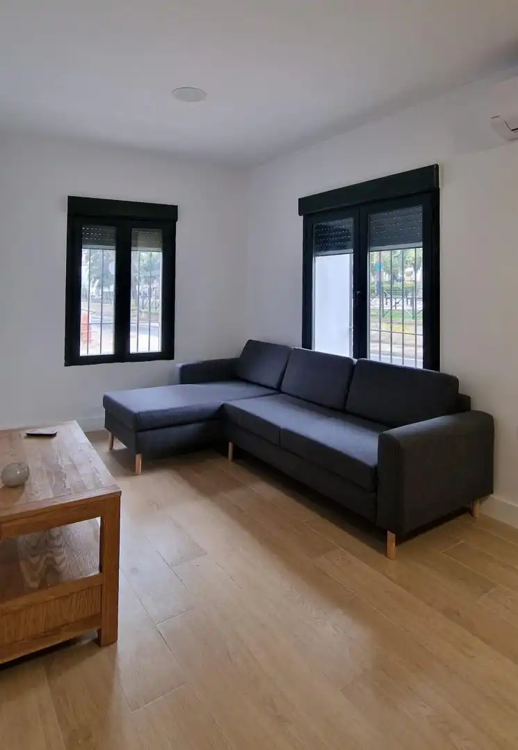 Apartamento en  Plaza Alcalde Antonio Canales 8 - Foto 2