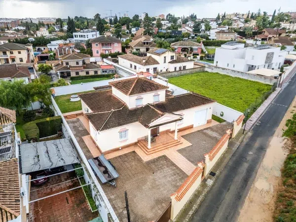 Casa o chalet independiente en Calle Ruiz Gijón, 49, Las Almenas, Las Almenas - Foto 2