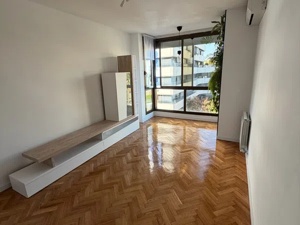 Piso en calle Teresa López Valcárcel, 17