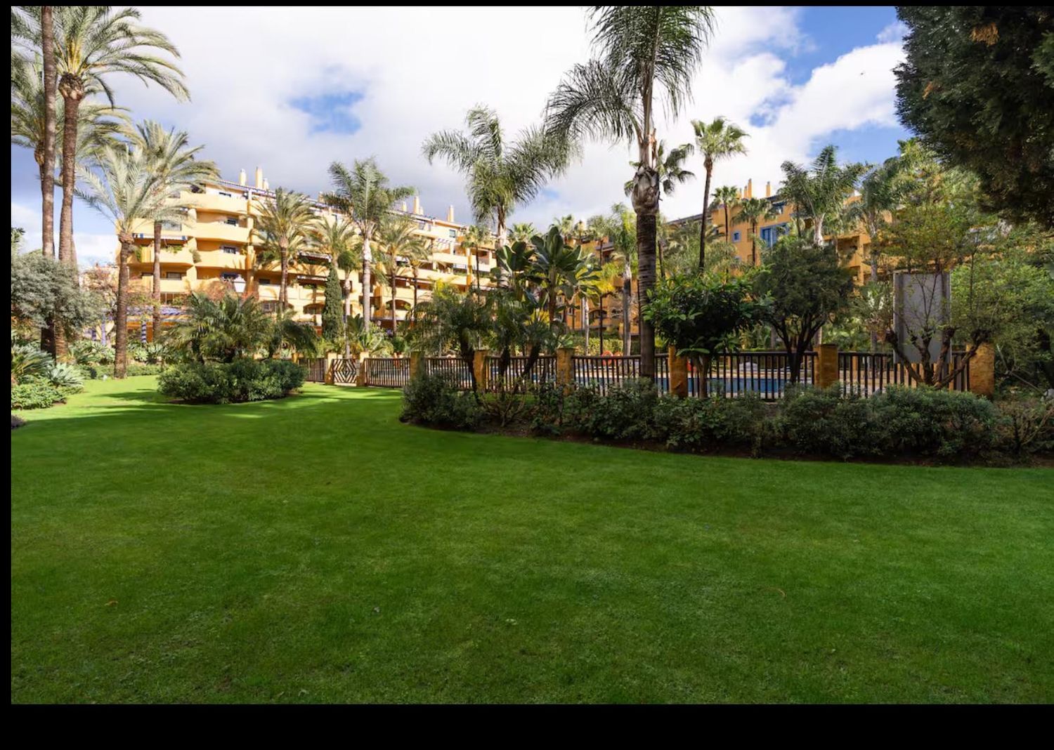 Piso en avenida Santiago de Compostela, 13 - Foto 4