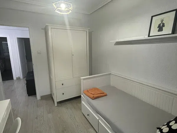 Piso en Calle de Pamplona Escudero, 31 - Foto 7