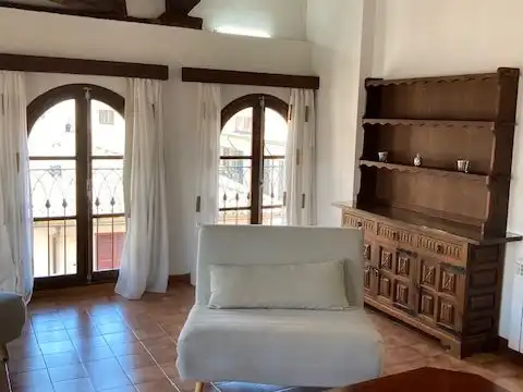 Piso en  Carrer de Sant Feliu 8 - Foto 2