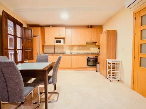 Piso en calle Mesones, 11