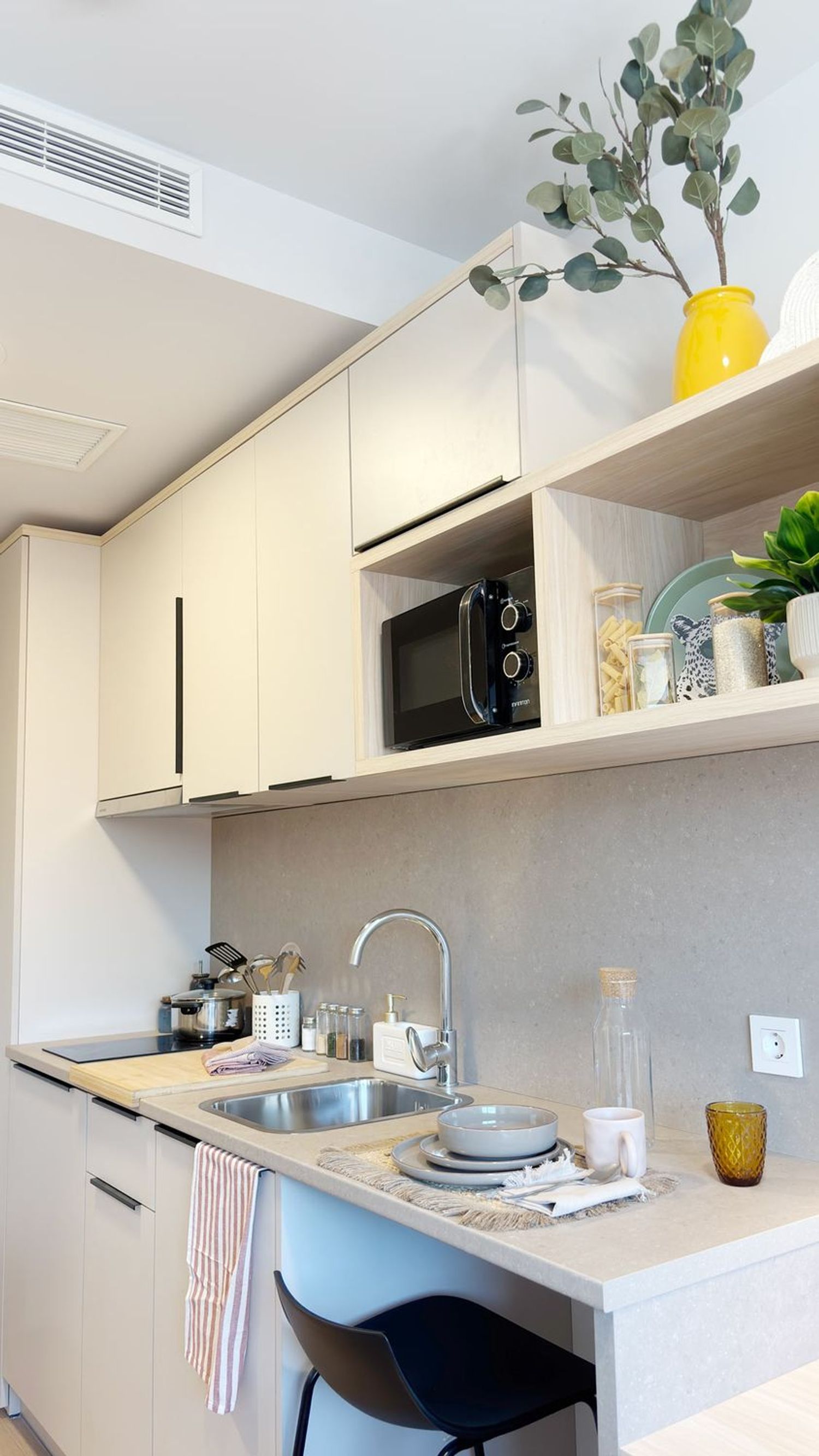 Estudio en avenida de la Democracia, 9 - Foto 7