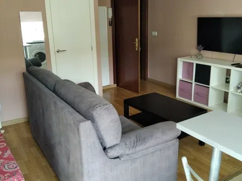 Estudio en avenida de Ramón y Cajal, 9