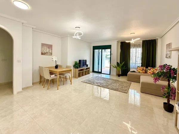 Piso en Avenida de Ibiza, 24, Lomas de Campoamor - Foto 6