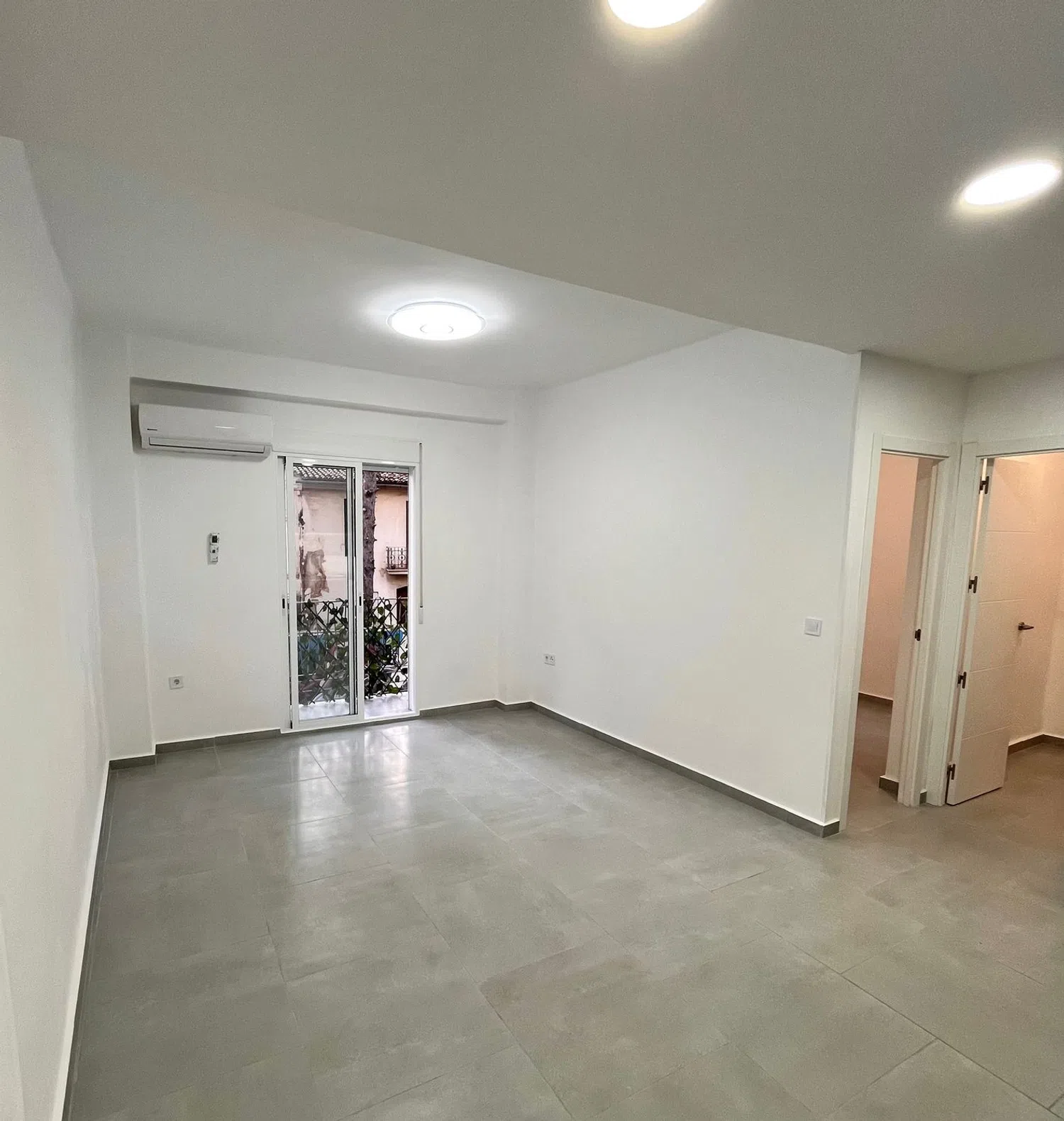 Piso en avenida del Doctor Peset Aleixandre, 148 - Foto 1