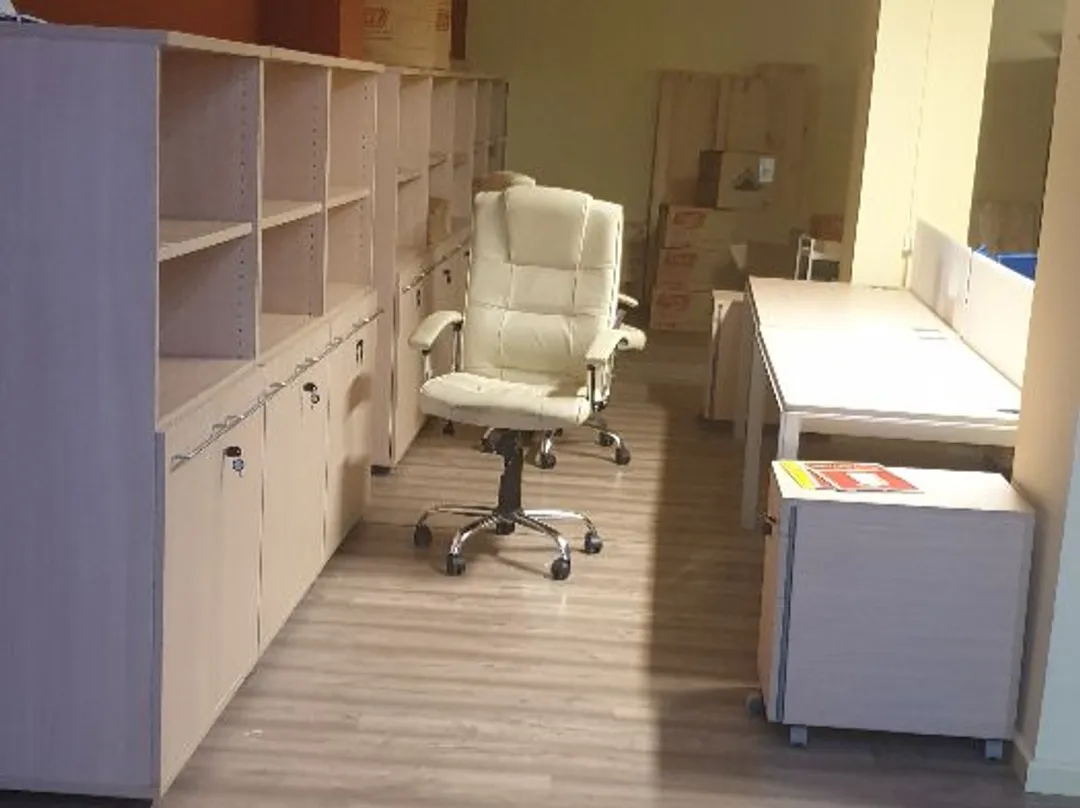 Local comercial en  Carrer d'Antoni Gaudí 10 - Foto 8