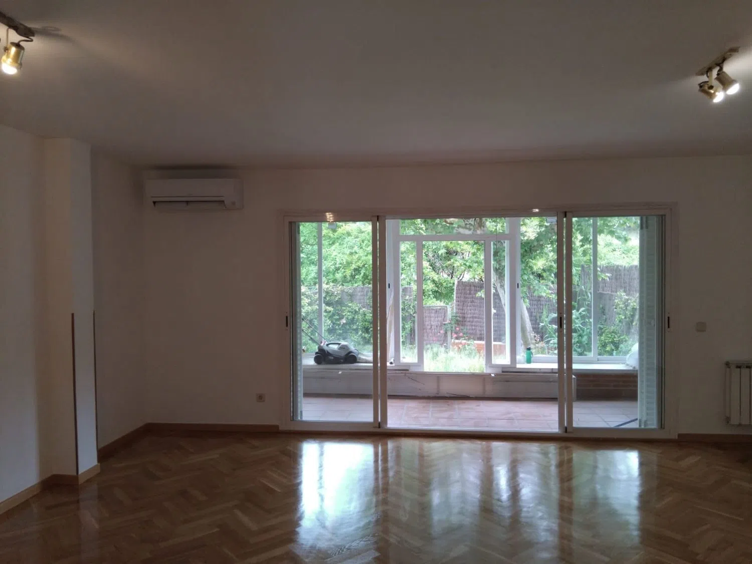 Chalet adosado en avenida Jesus de Monasterio, 2 - Foto 5