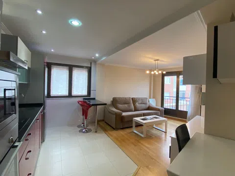 Piso en calle Toreros, 4