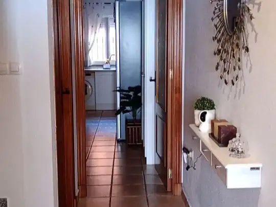 Casa adosada en  Calle Carlos V 27 - Foto 3