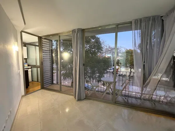 Piso en Barrio L'Olivera - Amanecer