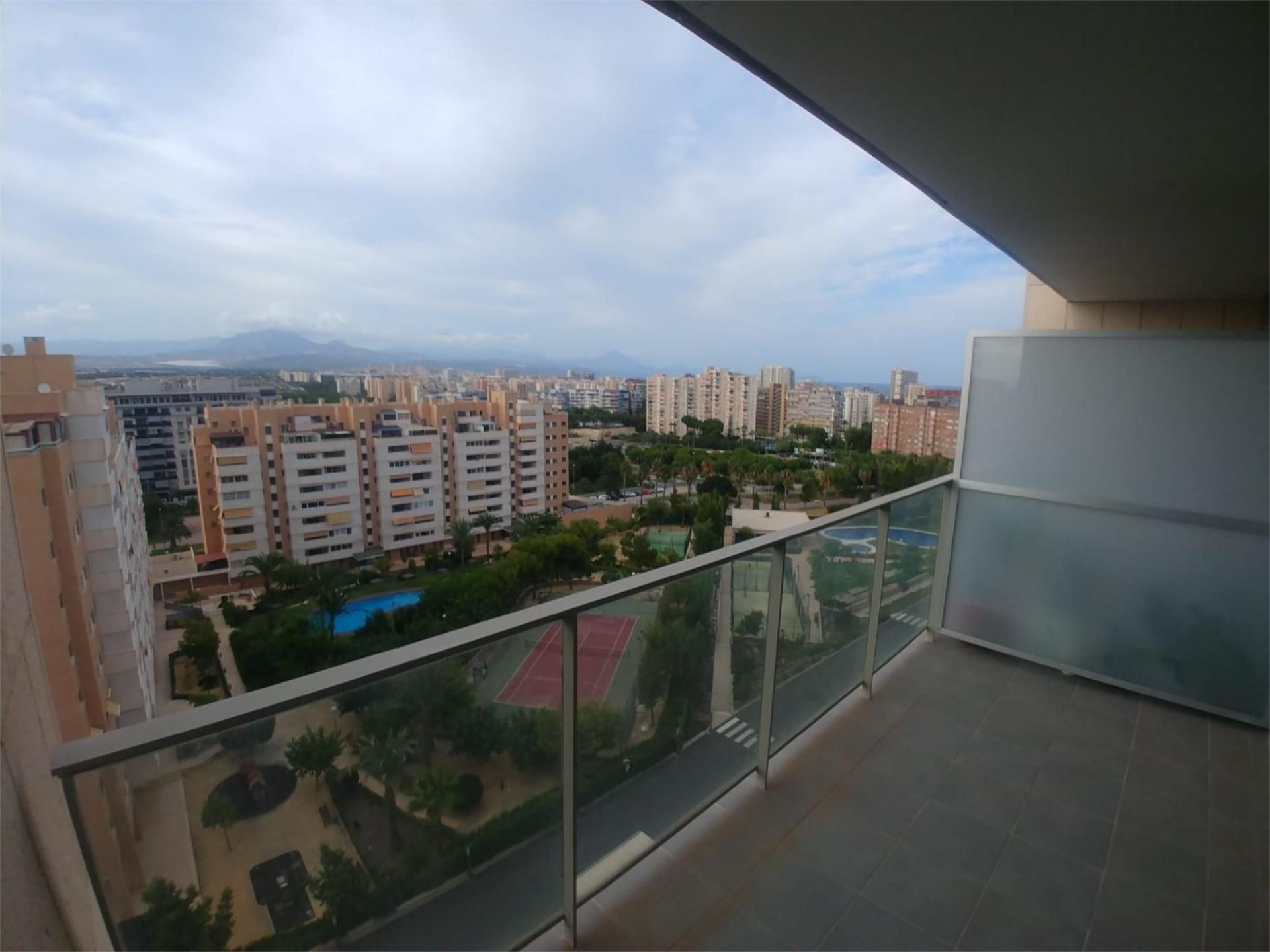 Ático en  Carrer Catedratic Abelardo Rigual 10 - Foto 3