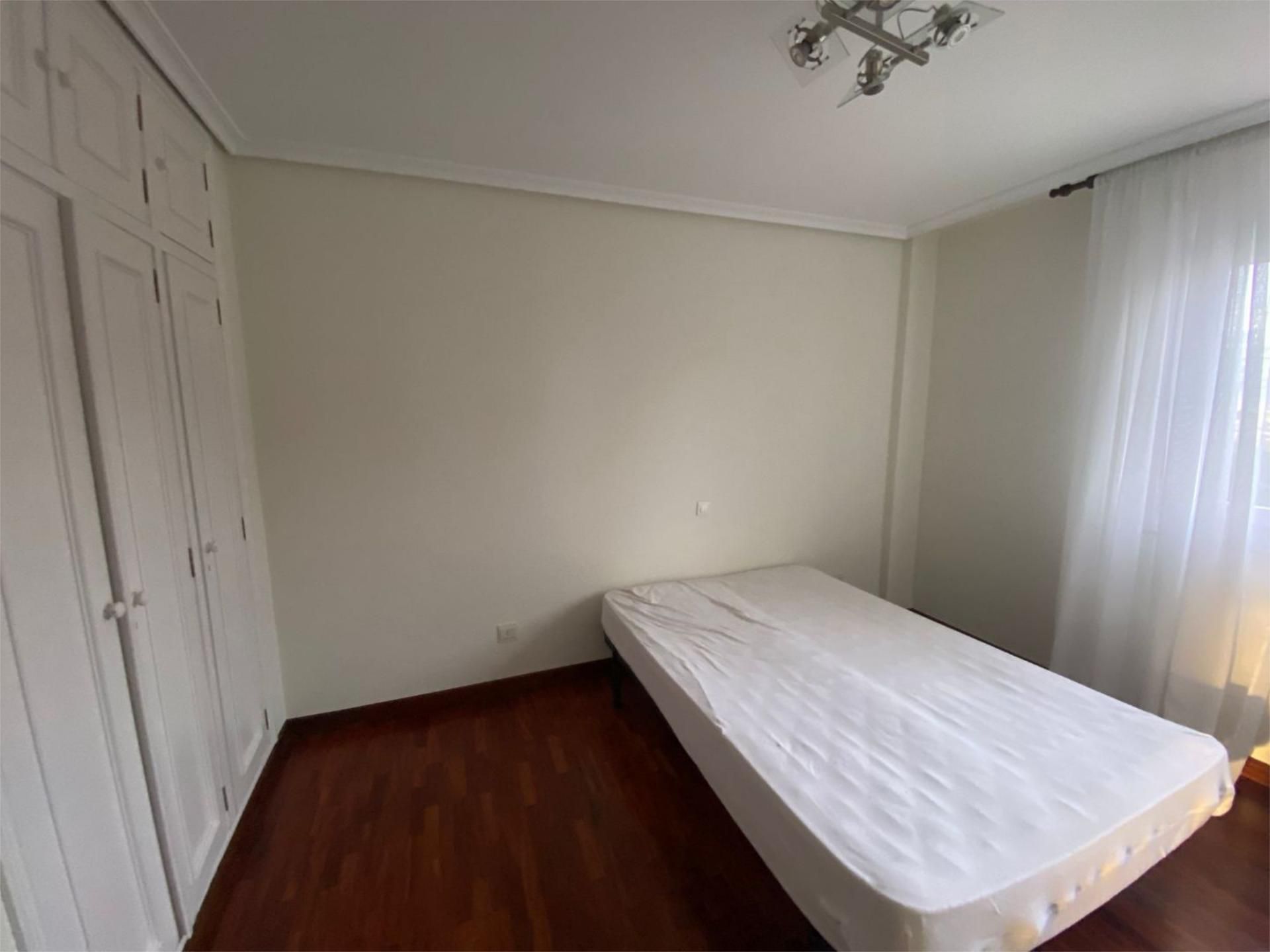 Piso en  Calle Consuelo Bergés 14 - Foto 5