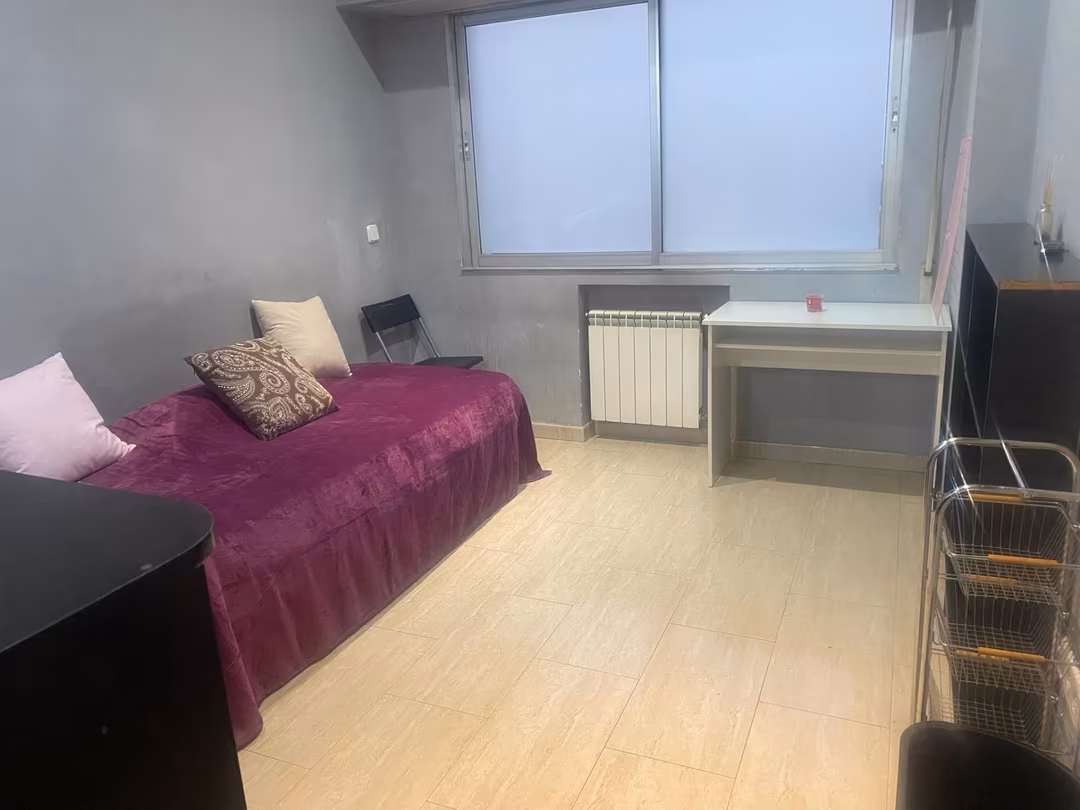 Apartamento en  Calle de la Princesa 12 - Foto 3