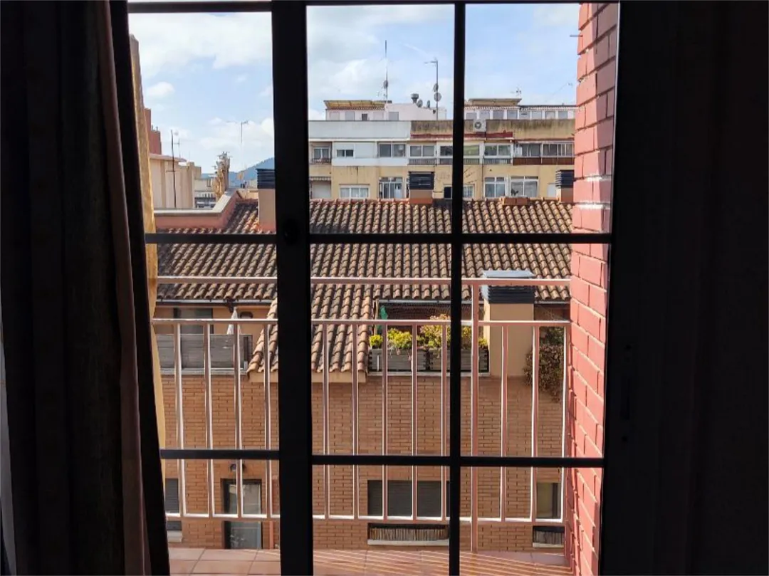 Piso en  Carrer de Víctor Balaguer 37 - Foto 4