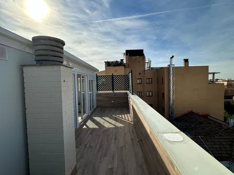 Dúplex en calle de Juan Bravo, 52