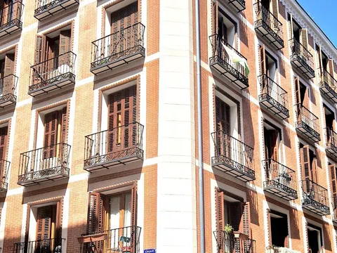 Piso en calle del Pez, 7