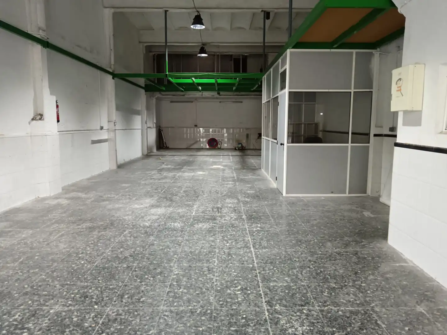 Local comercial en  Carrer de la Mare de Déu de Lorda - Foto 8