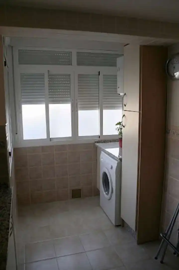 Piso en  Avenida Carolina Coronado 10 - Foto 12