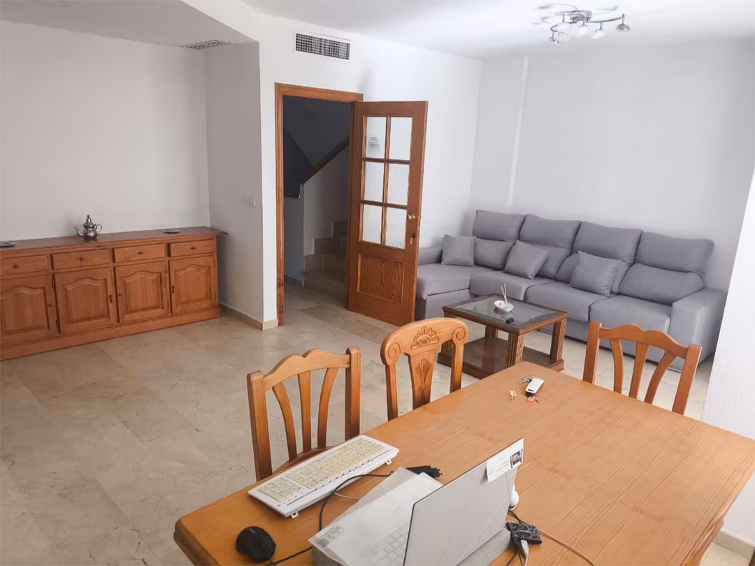 Casa adosada en  Avenida del Locutor Vicente Hipólito 20A - Foto 24